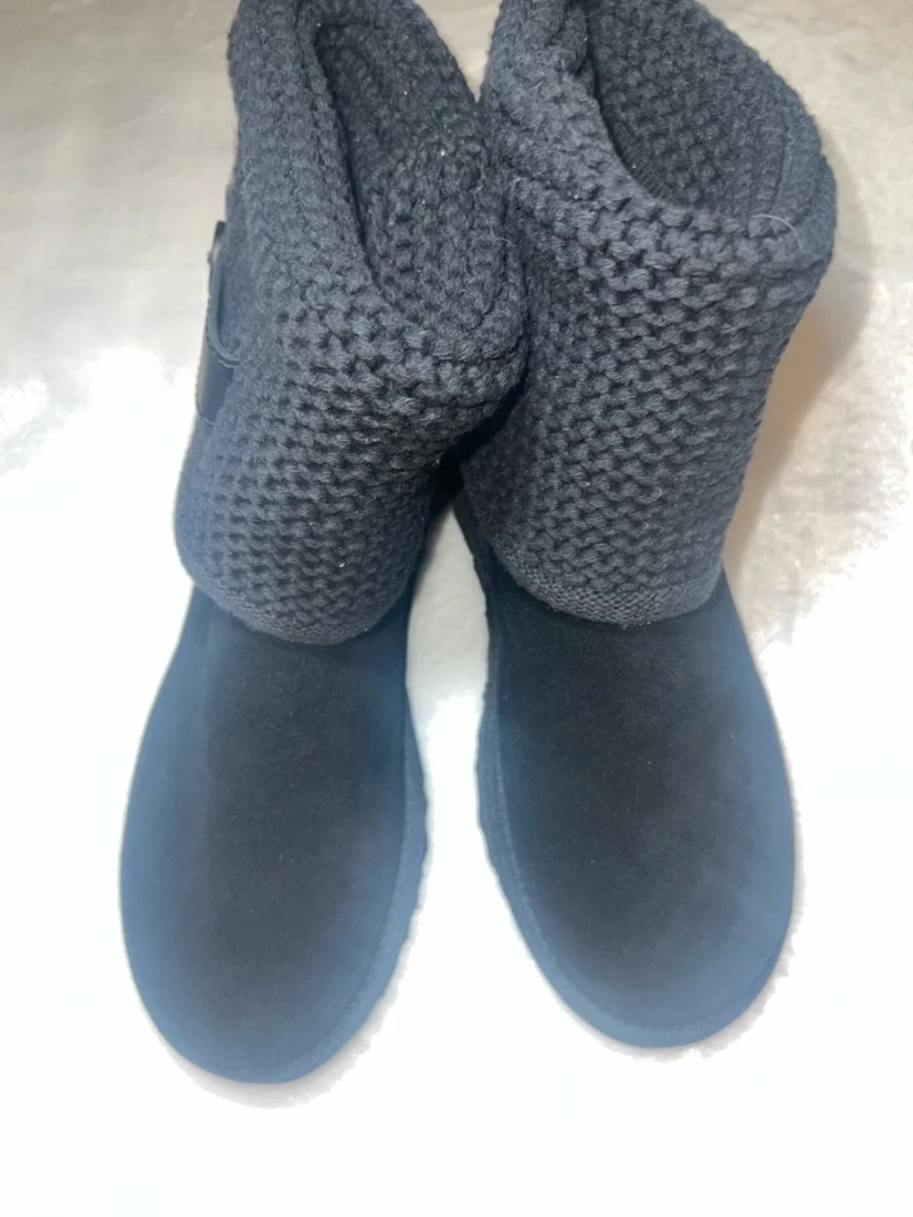 UGG Australia Women's Shaina Black Knit Cuff Ankle Boot